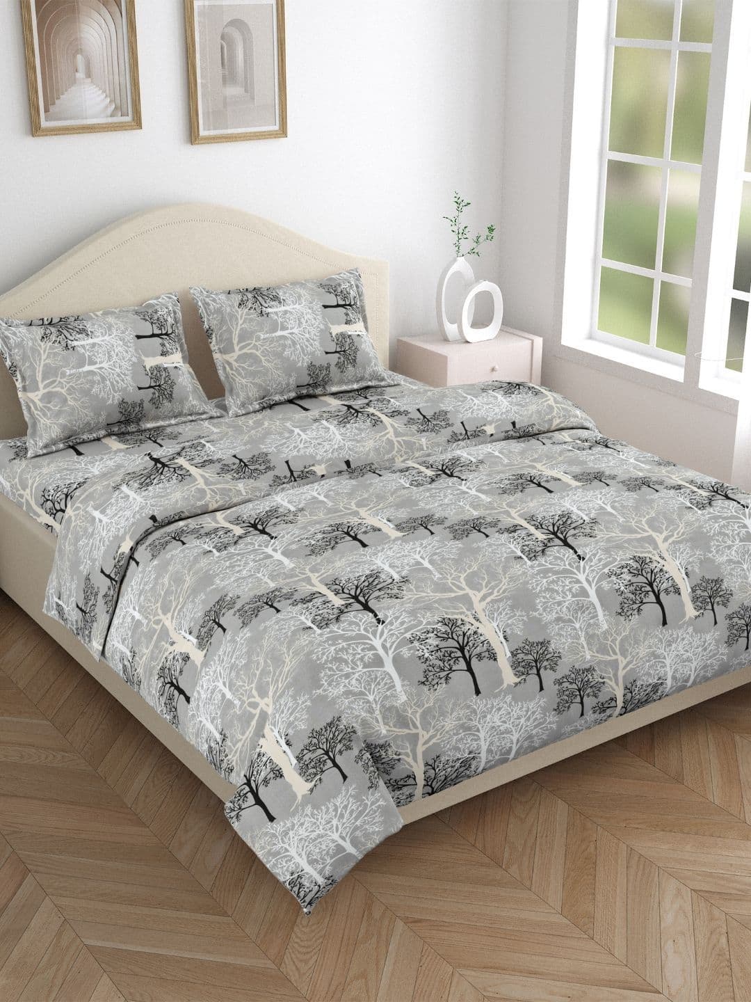 haus & kinder haus & kinder Ethnic Grey Graphic Pure Cotton 144 TC Super King Bedsheet with 2 Pillow Covers-275 x 275 cm