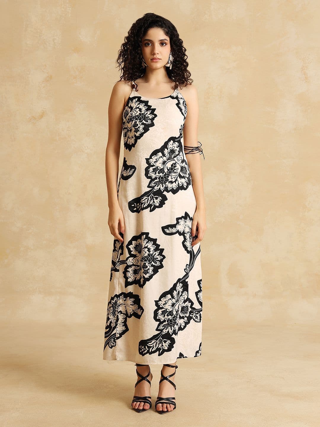 Floral Print Jacquard A-Line Maxi Dress Kazo Floral Print Jacquard A-Line Maxi Dress