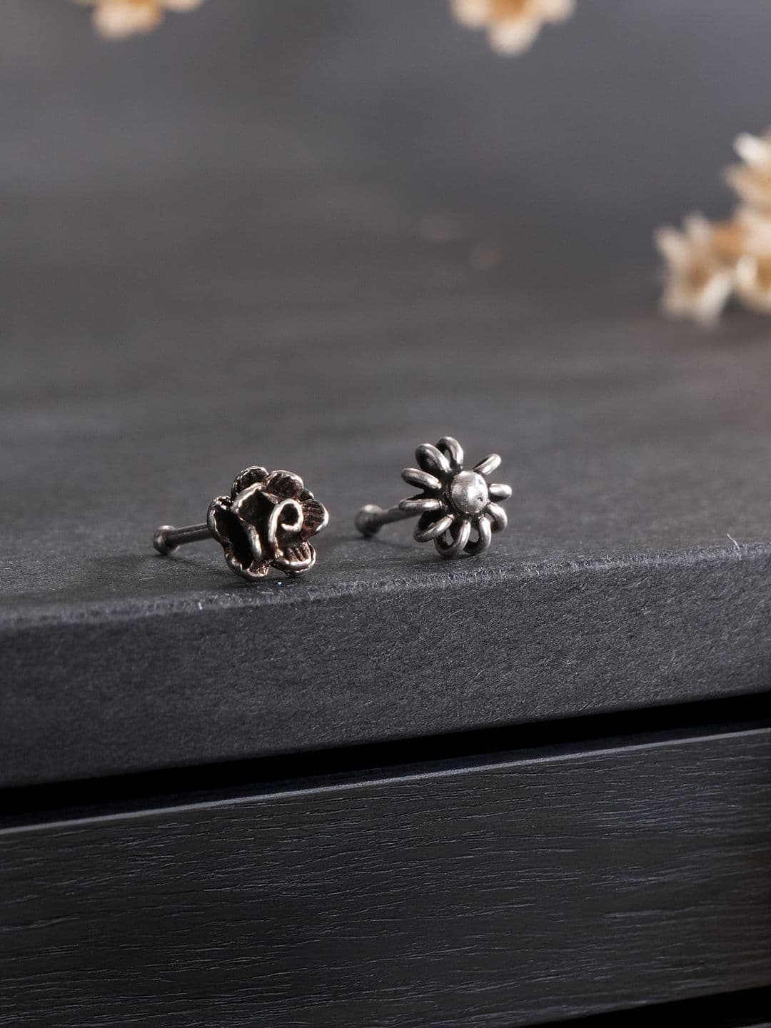 SARAF SILVERETZ SARAF SILVERETZ Set of 2 Oxidised 925 Sterling Silver Rose & Flower Stud Nosepins