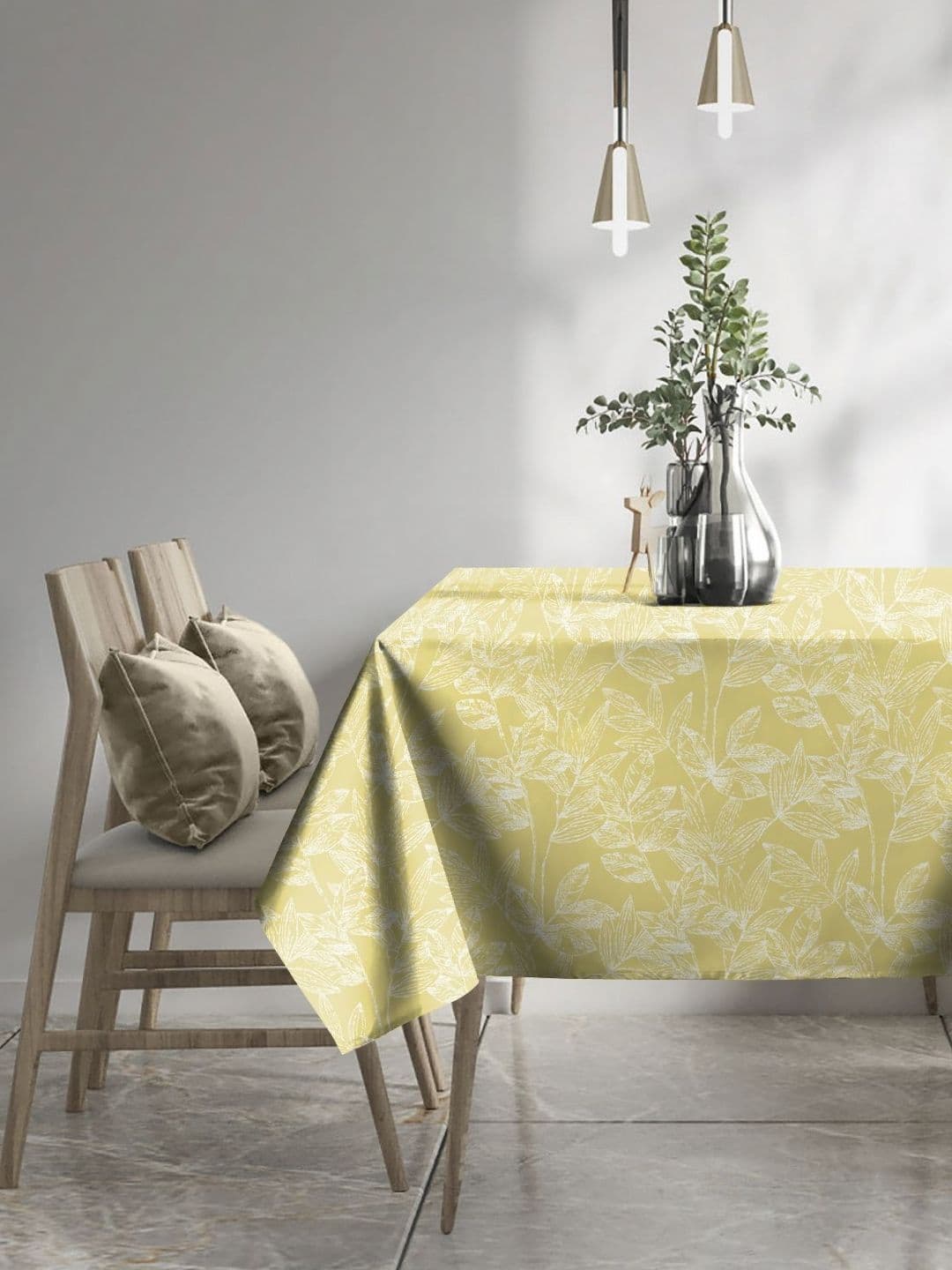 Aura Aura Yellow Floral 6-Seater Table Cover