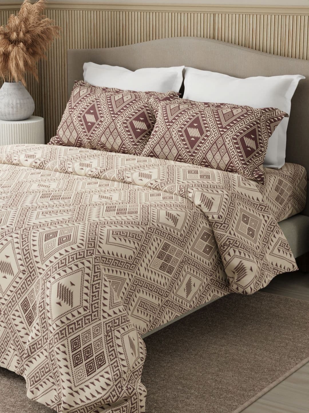 Boutique Living India Boutique Living India Brown Geometric 152 TC Queen Bedsheet with 2 Pillow Covers
