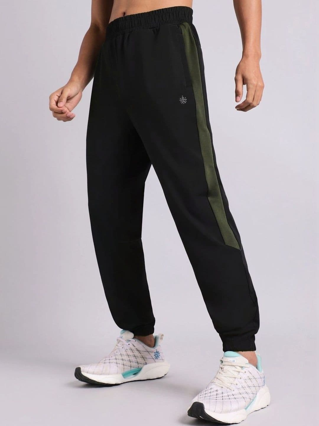 CULT CULT Men's Black Stay in Motion Running Joggers