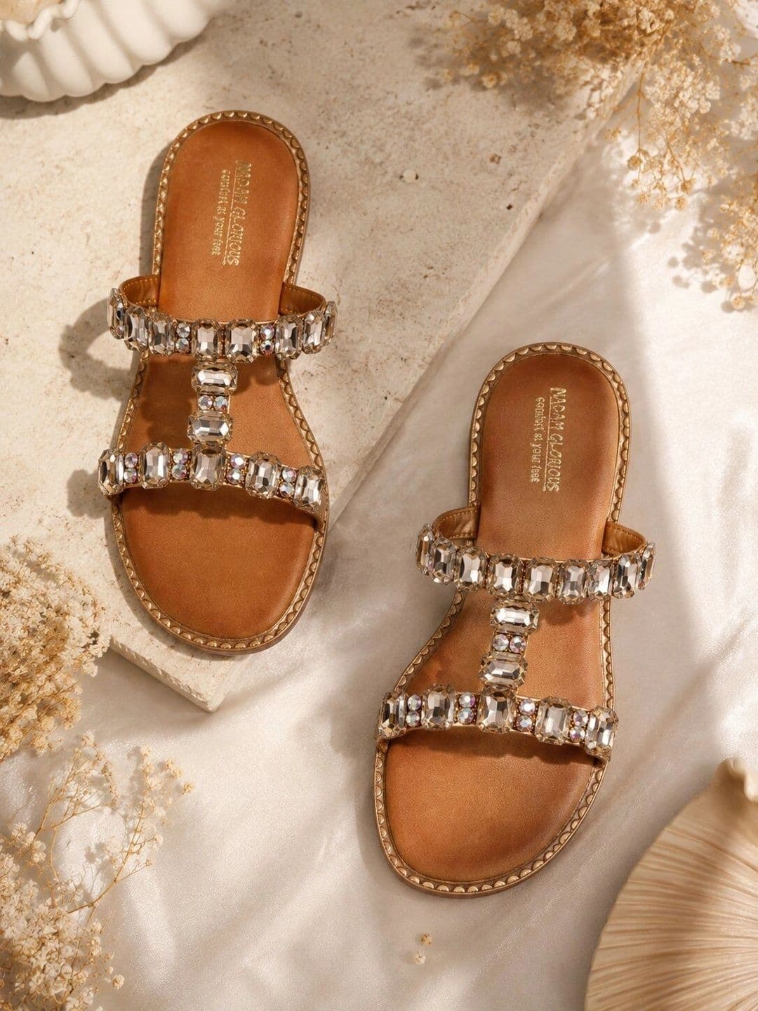 madam glorious madam glorious Women Embellished Party Open Toe Flats
