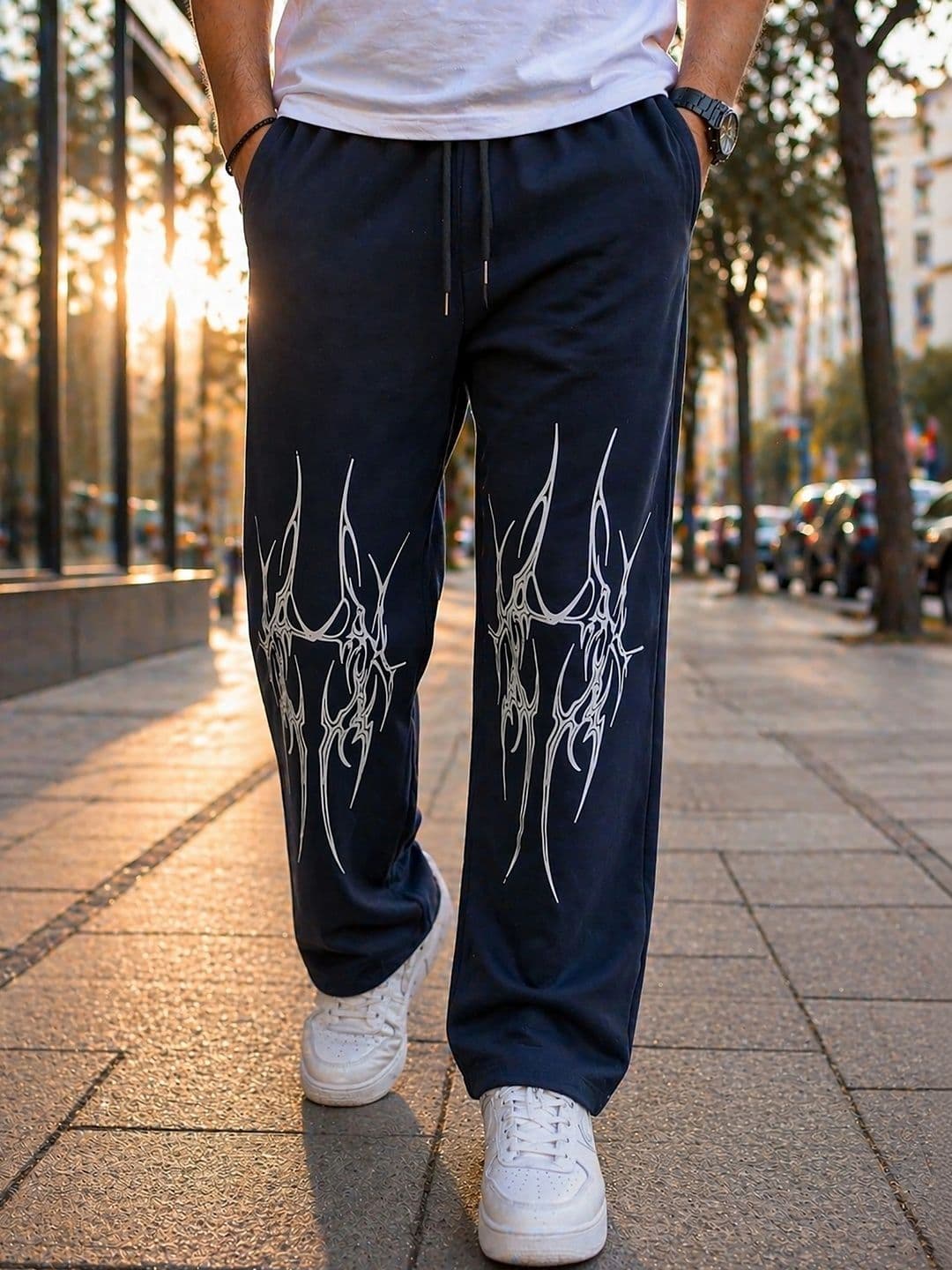 HERE&NOW HERE&NOW Men Regular Fit Graphic Print Track Pants
