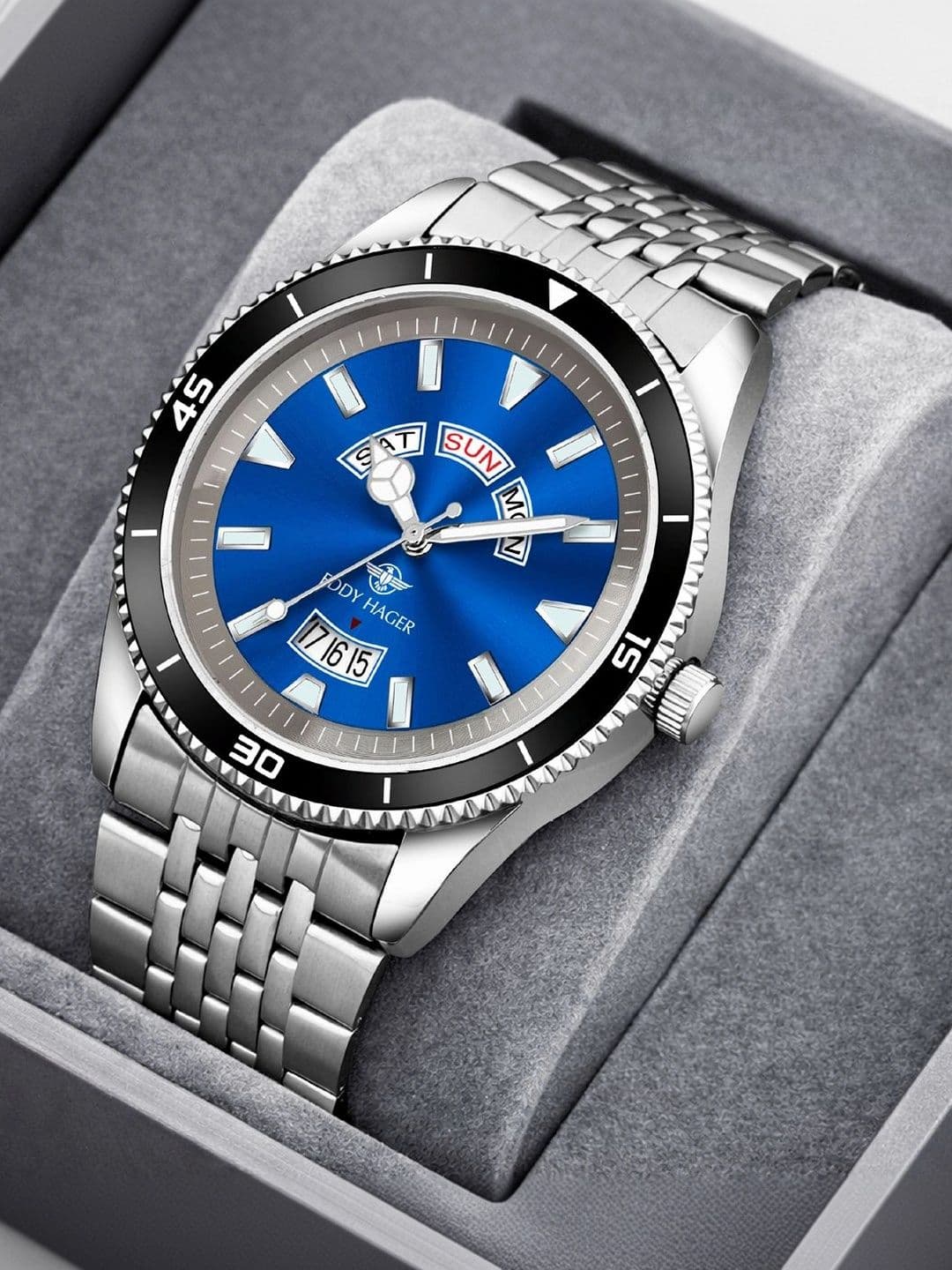 EDDY HAGER EDDY HAGER Men Dial & Stainless Steel Bracelet Style Straps Analogue Multi Function Watch EH-311-BLUE