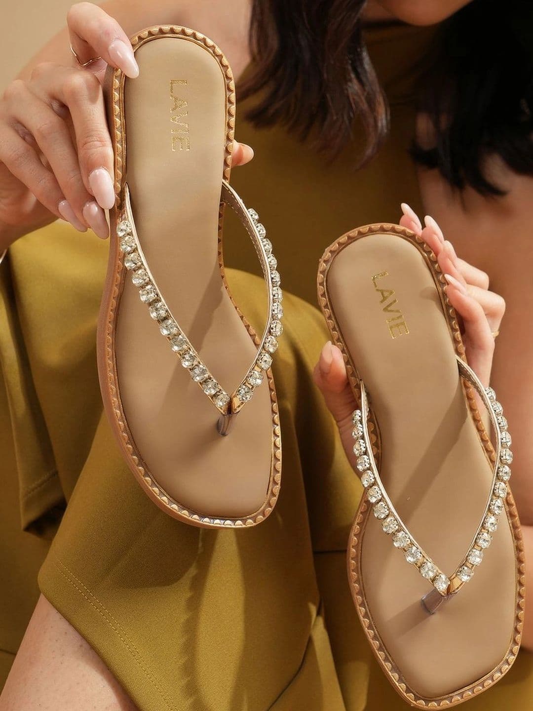 Lavie Lavie Women Embellished Open Toe Flats