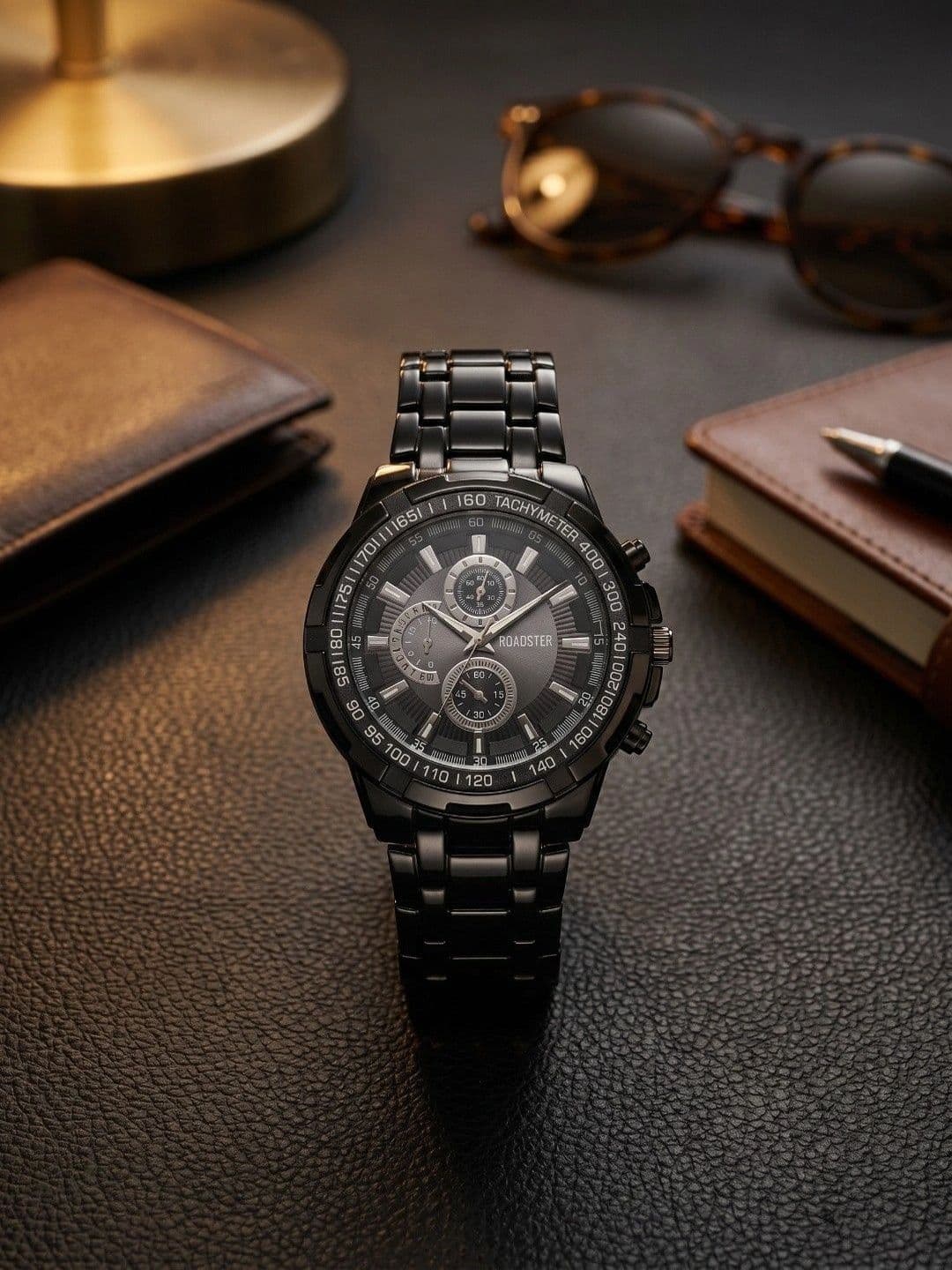 Roadster Roadster Men Dial & Stainless Steel Bracelet Style Straps Analogue Chronograph Watch 2526-SC-RB-7.