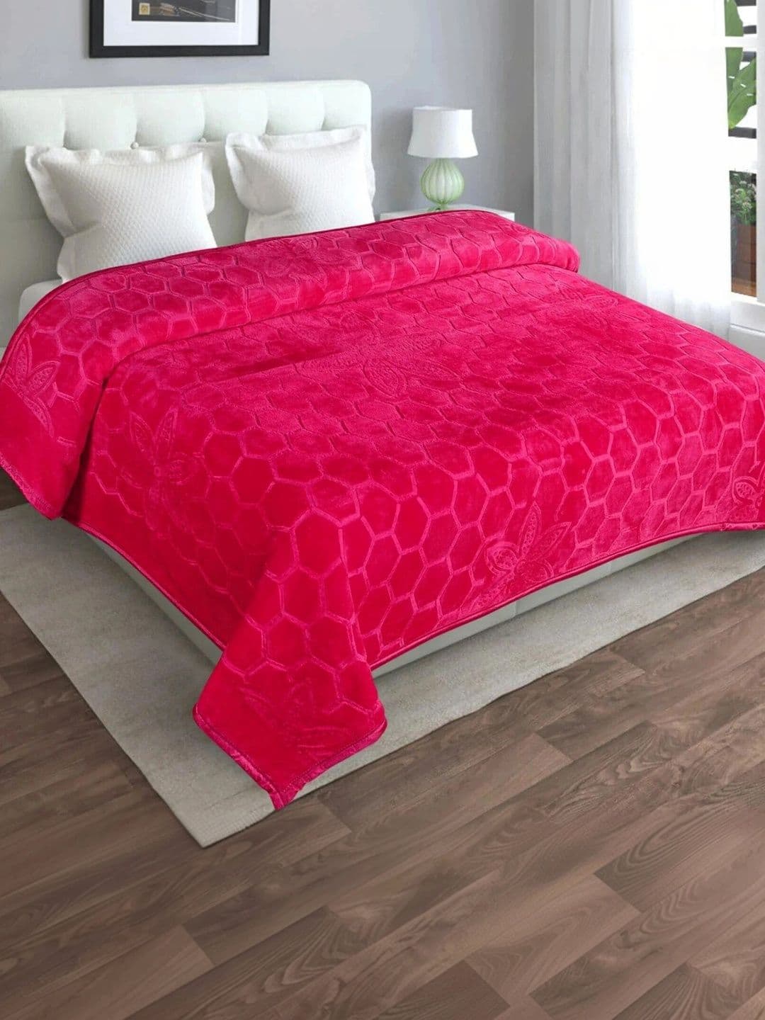 Myntra Elegant Homes Myntra Elegant Homes Pink Double Mink Blanket for Heavy Winter 400 GSM