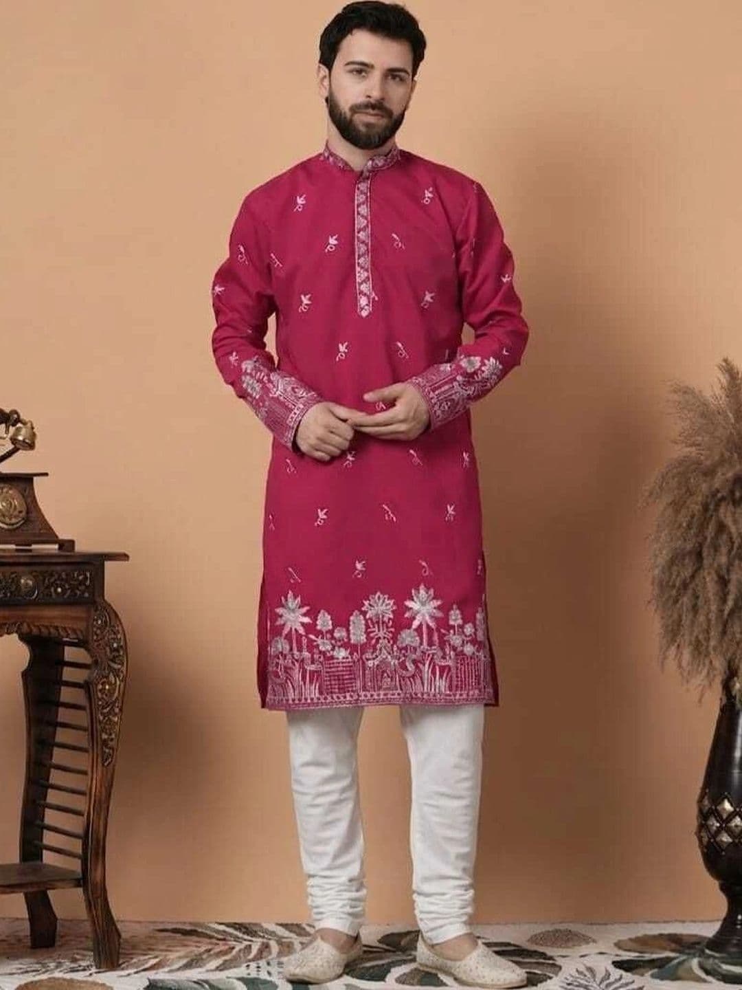 SHROBH SHROBH Men Ethnic Motifs Embroidered Regular Thread Work Kurta with Churidar