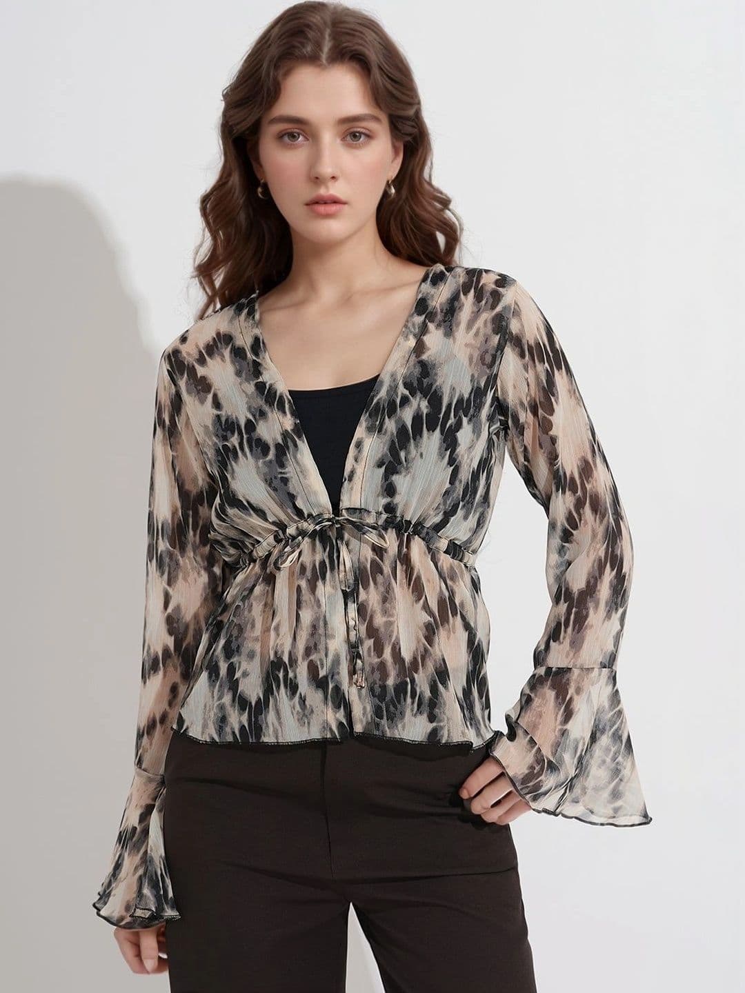 DressBerry DressBerry Women Tie and Dye Bell Sleeve Peplum Crop Top