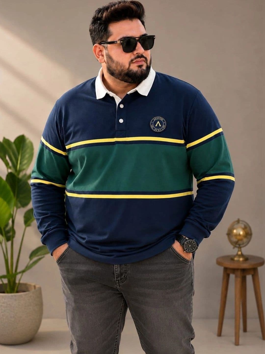 AUSTIVO AUSTIVO Men Colourblocked Polo Collar T-shirt