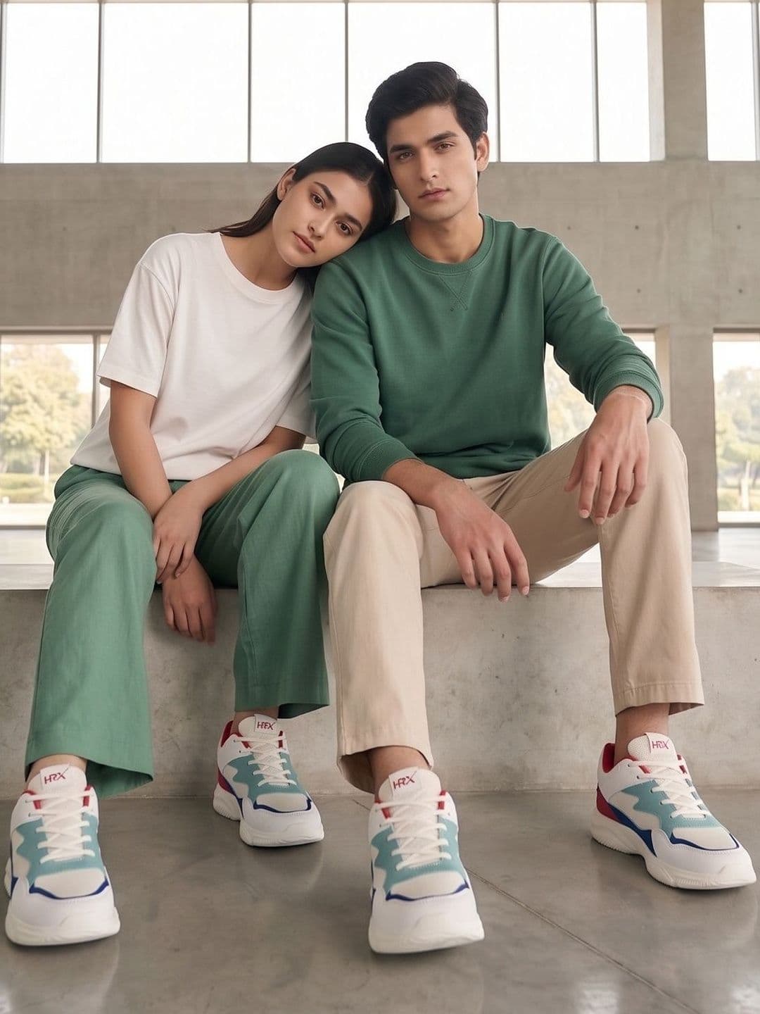 HRX by Hrithik Roshan HRX by Hrithik Roshan Unisex Colourblocked Synthetic Sneakers