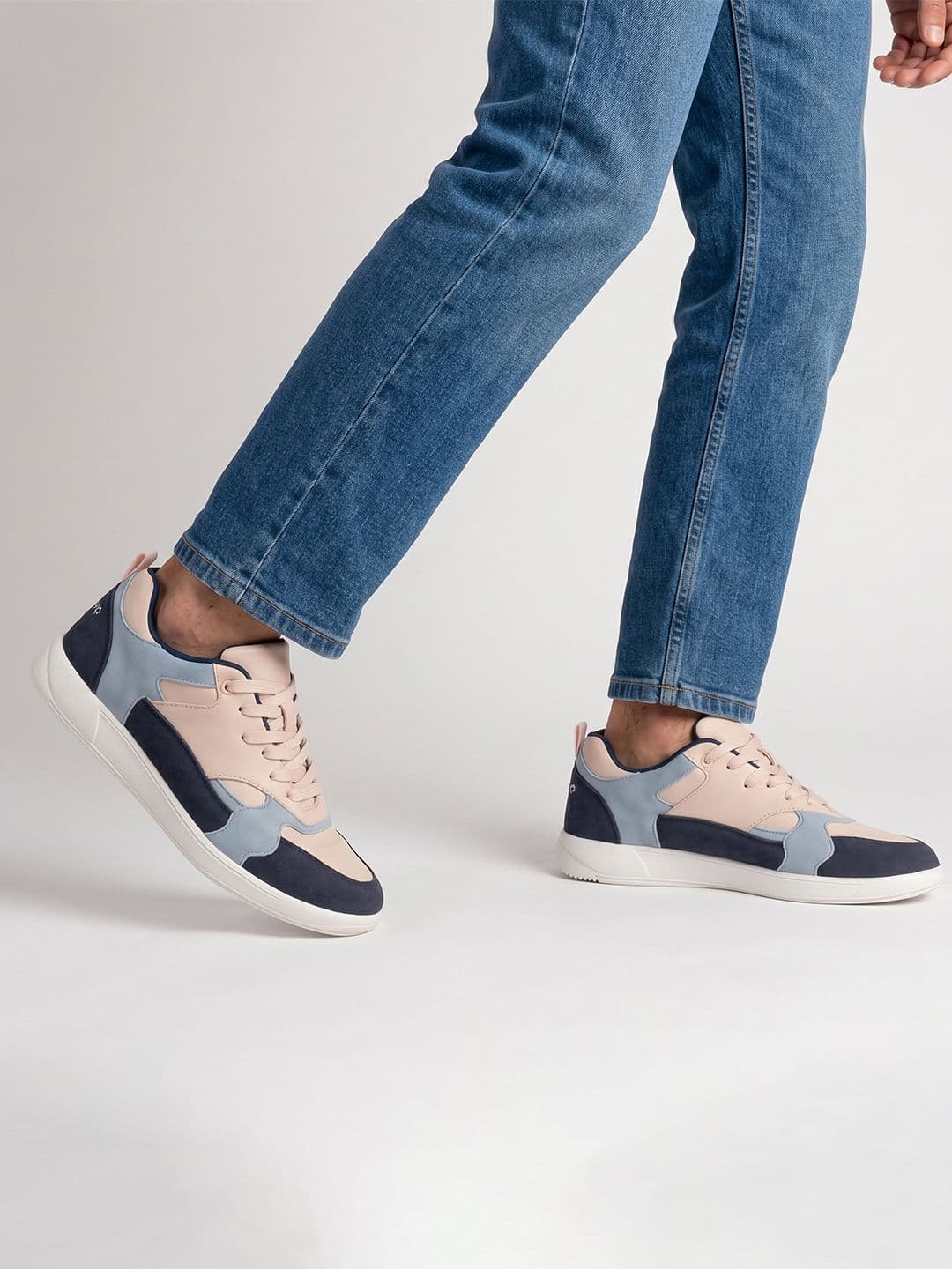 Lace-Ups Round Toe Sneakers Ethik Men Ice Blue Round-Toe Casual Sneakers