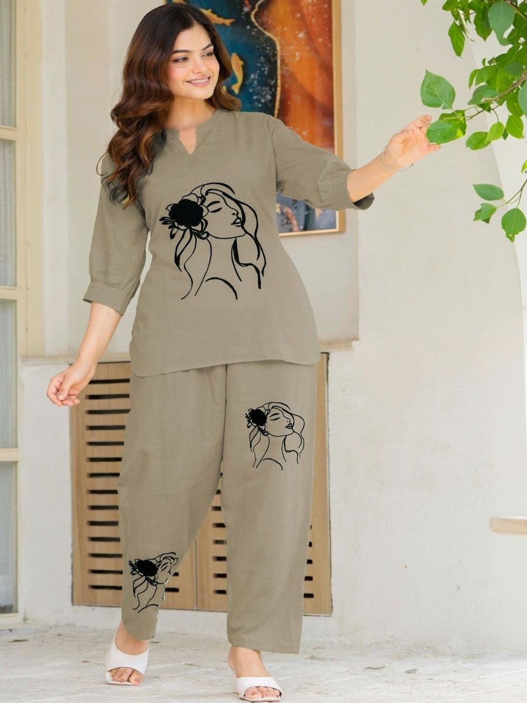 Naida Naida Printed Top with Palazzos