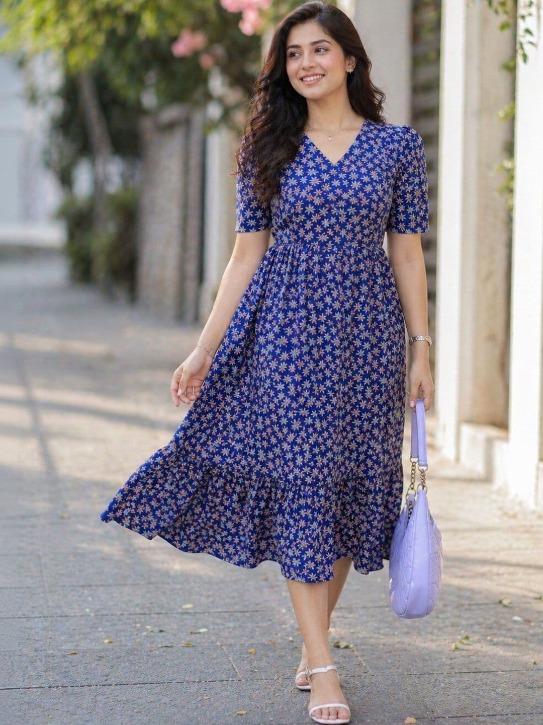 PARNAVI PARNAVI Floral Print Fit & Flare Midi Dress