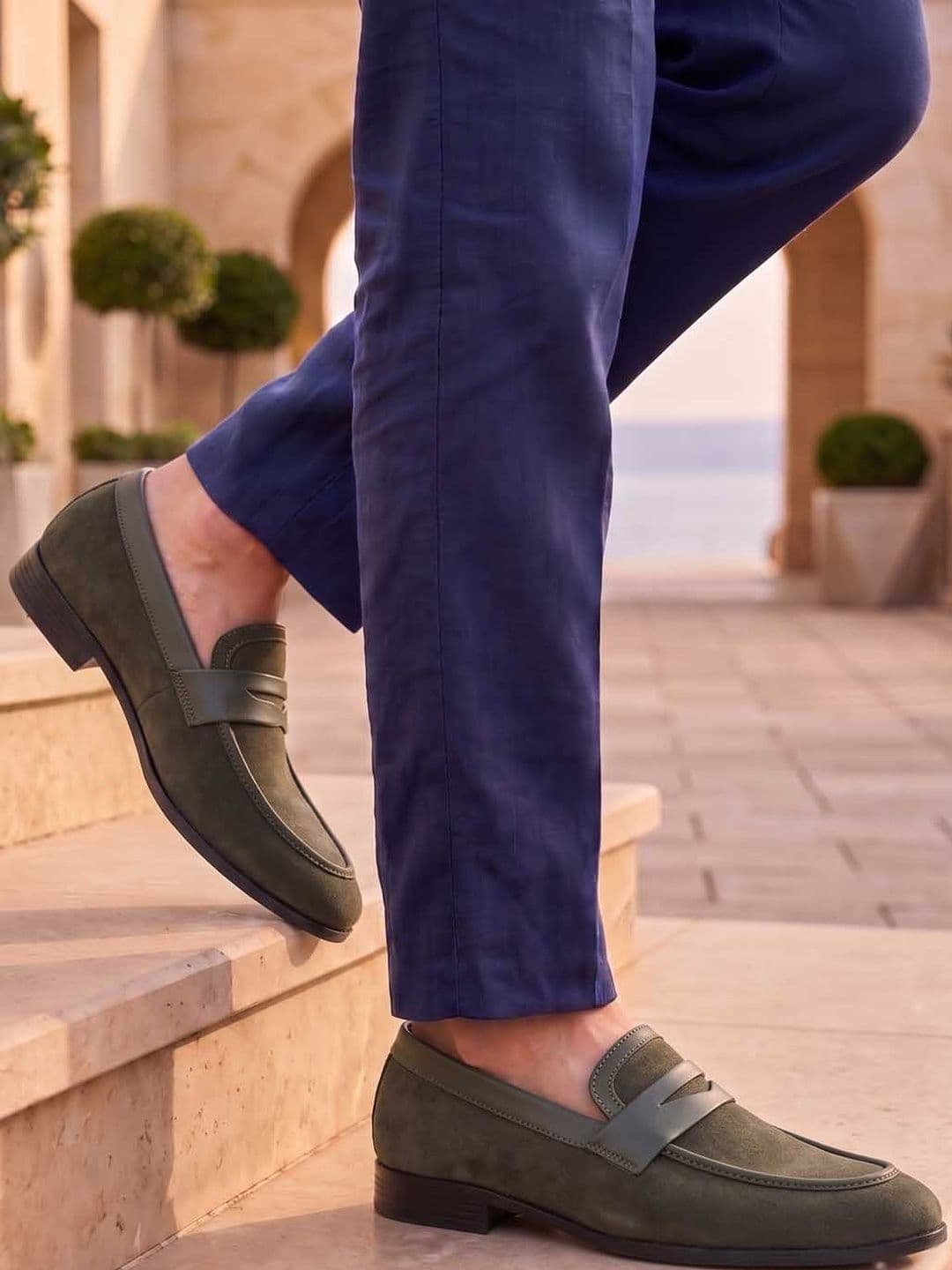 HERE&NOW HERE&NOW Men Synthetic Leather Round Toe Slip-On Formal Loafers