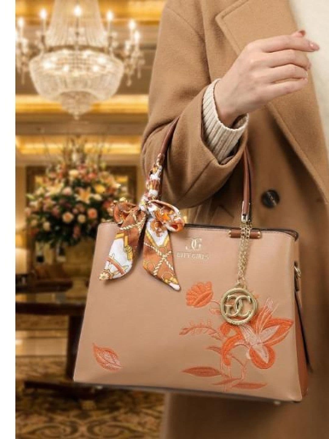 CG CITY GIRLS CG CITY GIRLS Women Floral Embroidery Handheld Handbags