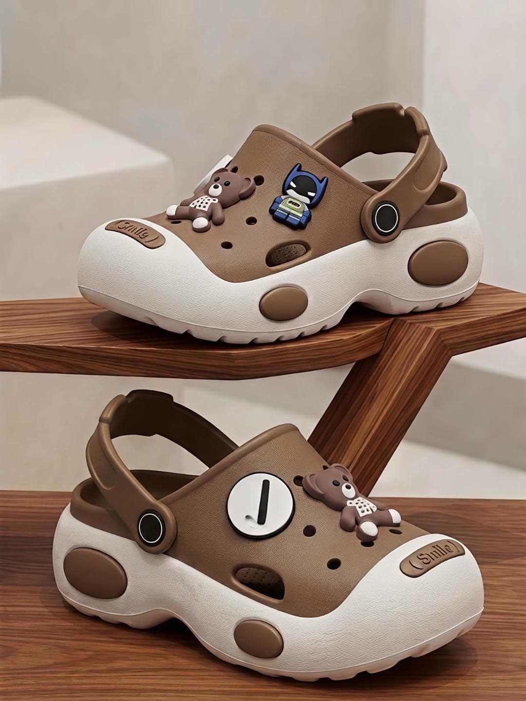 Crazyly Crazyly Kids Embellished Croslite Clogs
