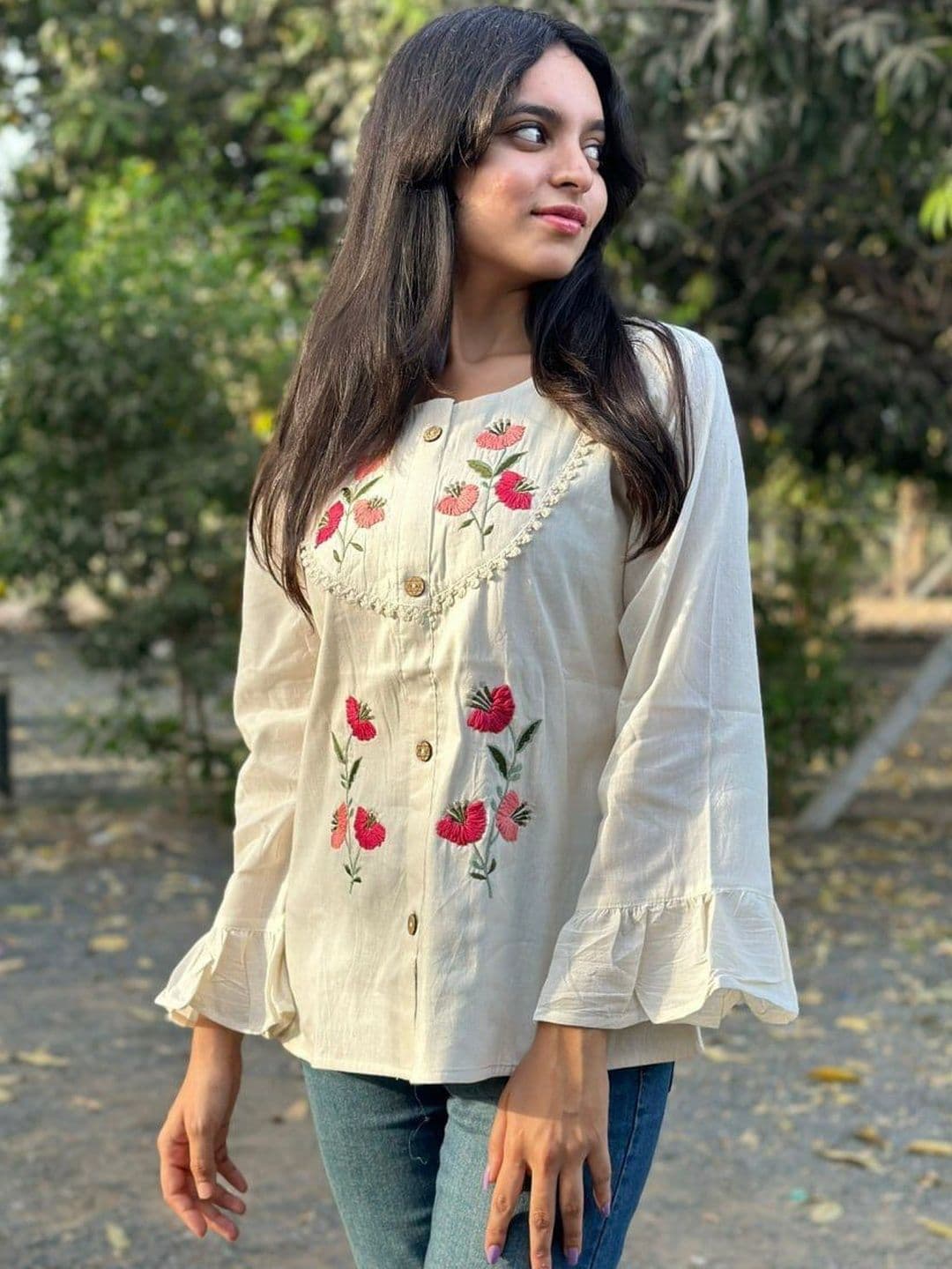 CORSICA CORSICA Floral Embroidered Flared Sleeve Cotton Top