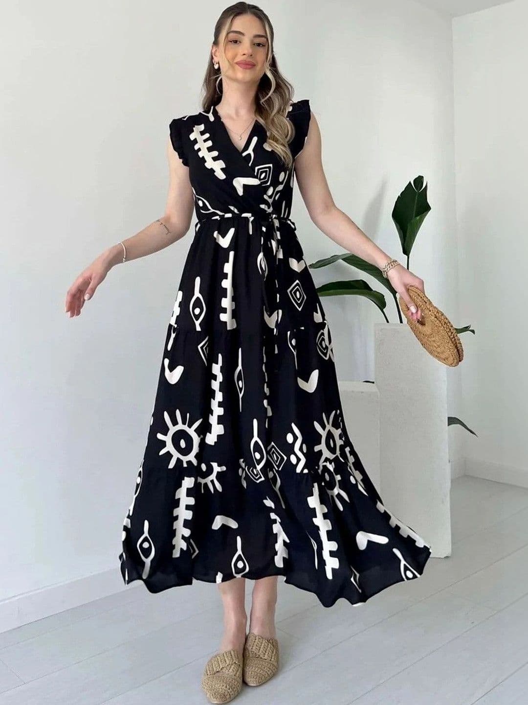 HOUSE OF KALASHAKTI HOUSE OF KALASHAKTI Print Flutter Sleeve Ruffled Crepe A-Line Maxi Dress