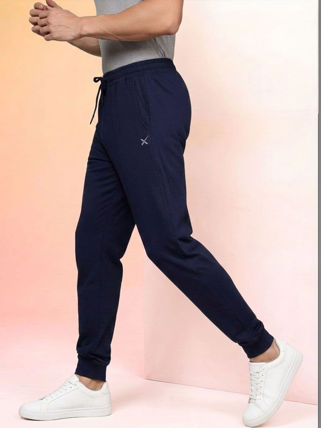 HRX by Hrithik Roshan HRX by Hrithik Roshan Men Regular Fit Brand Logo Rapid-Dry Training Joggers