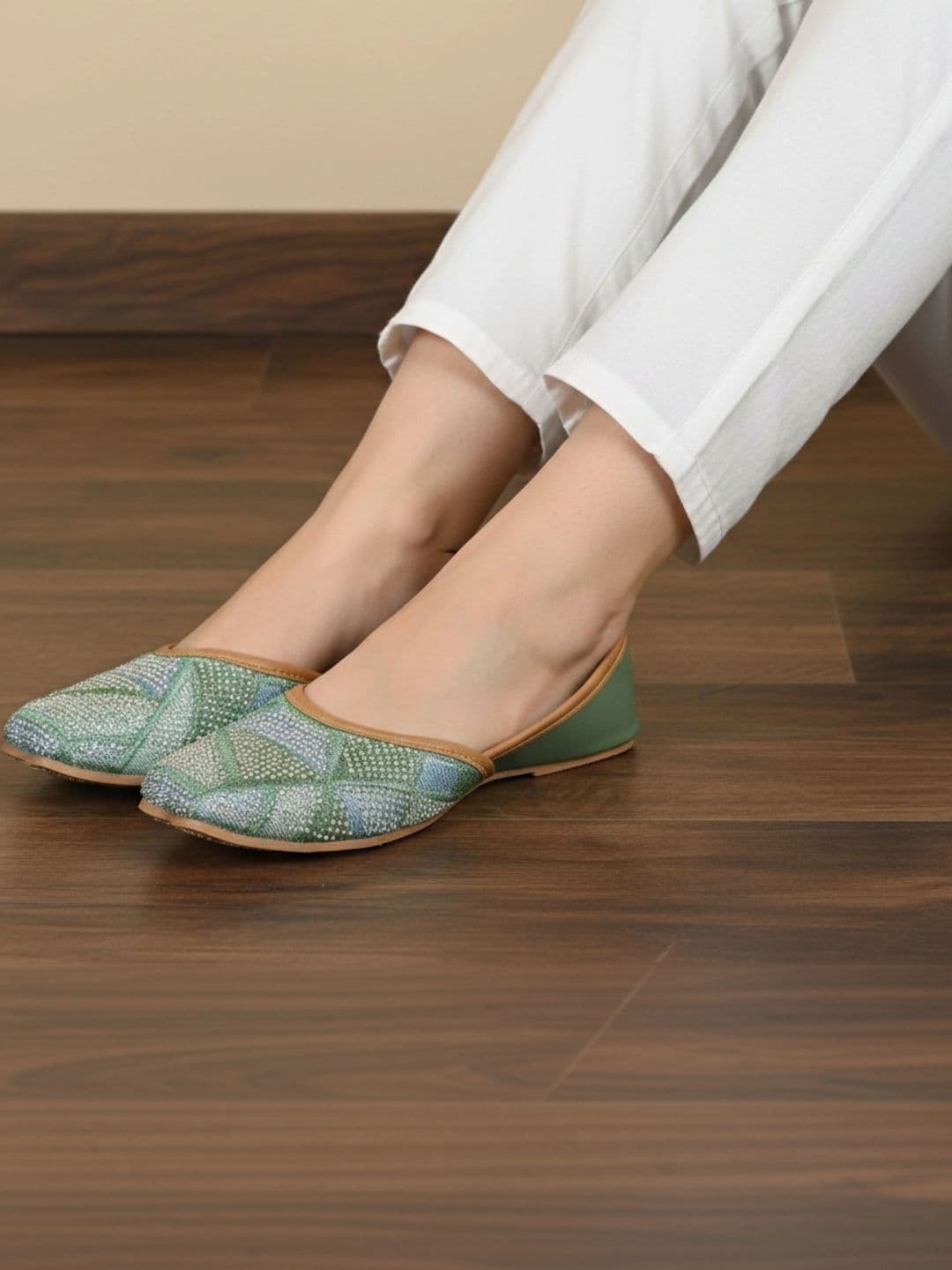 SZN SZN Women Embellished Ethnic Mojaris Women Flats