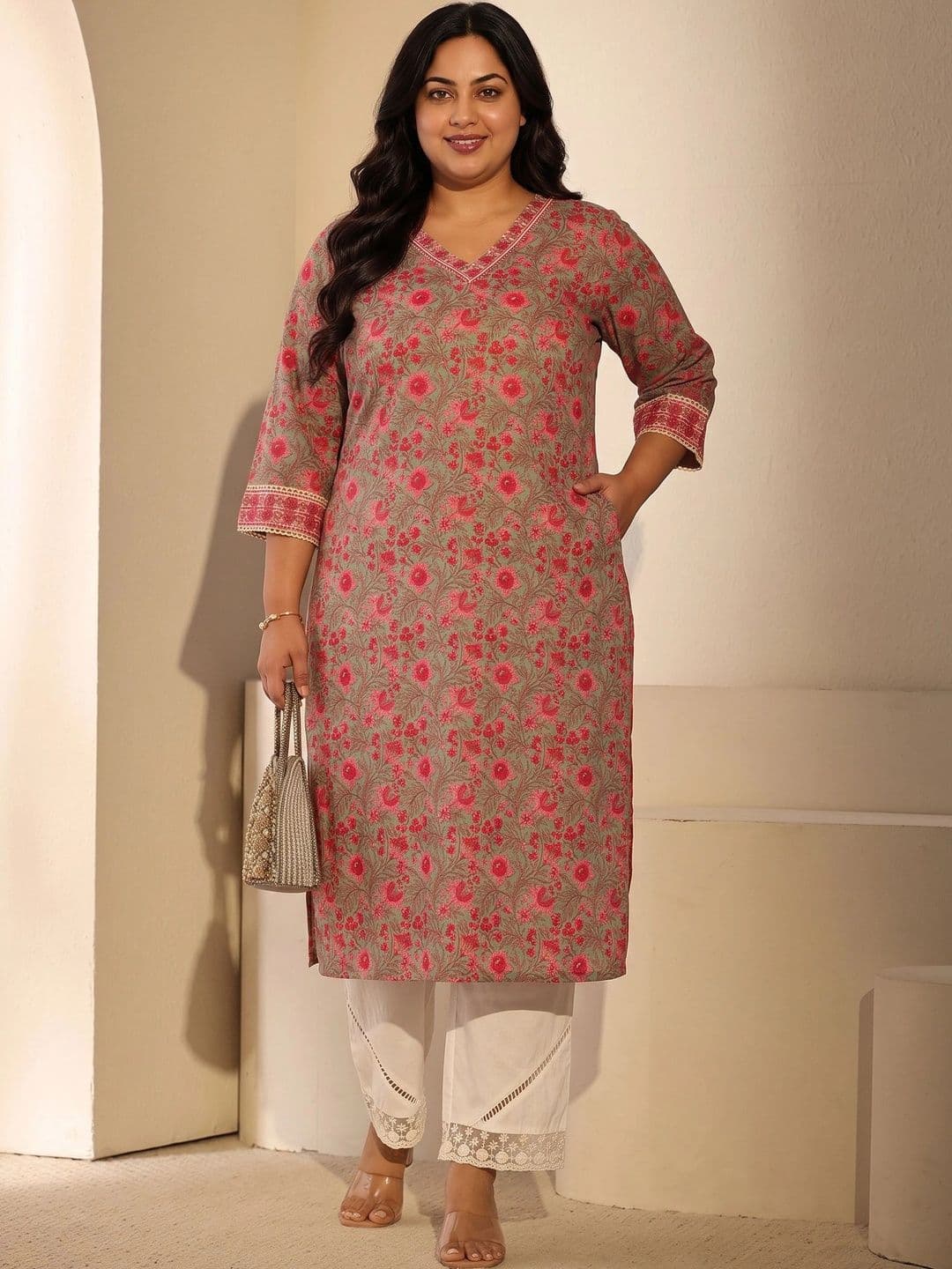 EXTRA LOVE BY LIBAS EXTRA LOVE BY LIBAS Women Floral Printed Thread Work Floral Kurta