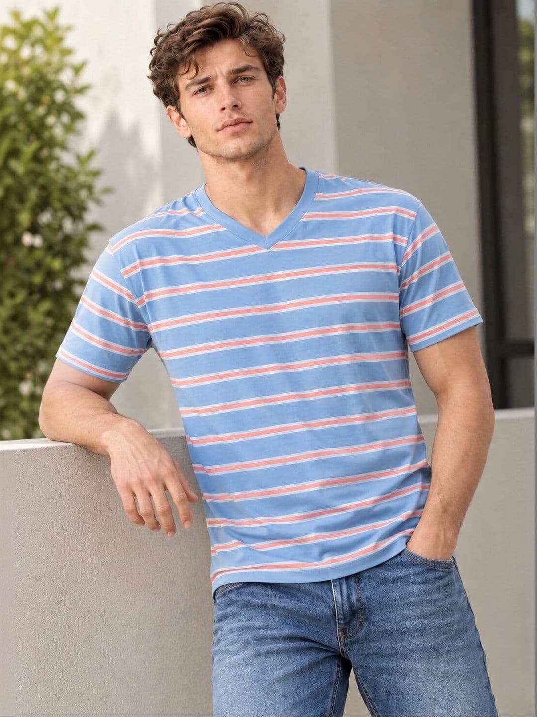UnaOne UnaOne Men Striped V-Neck T-shirt