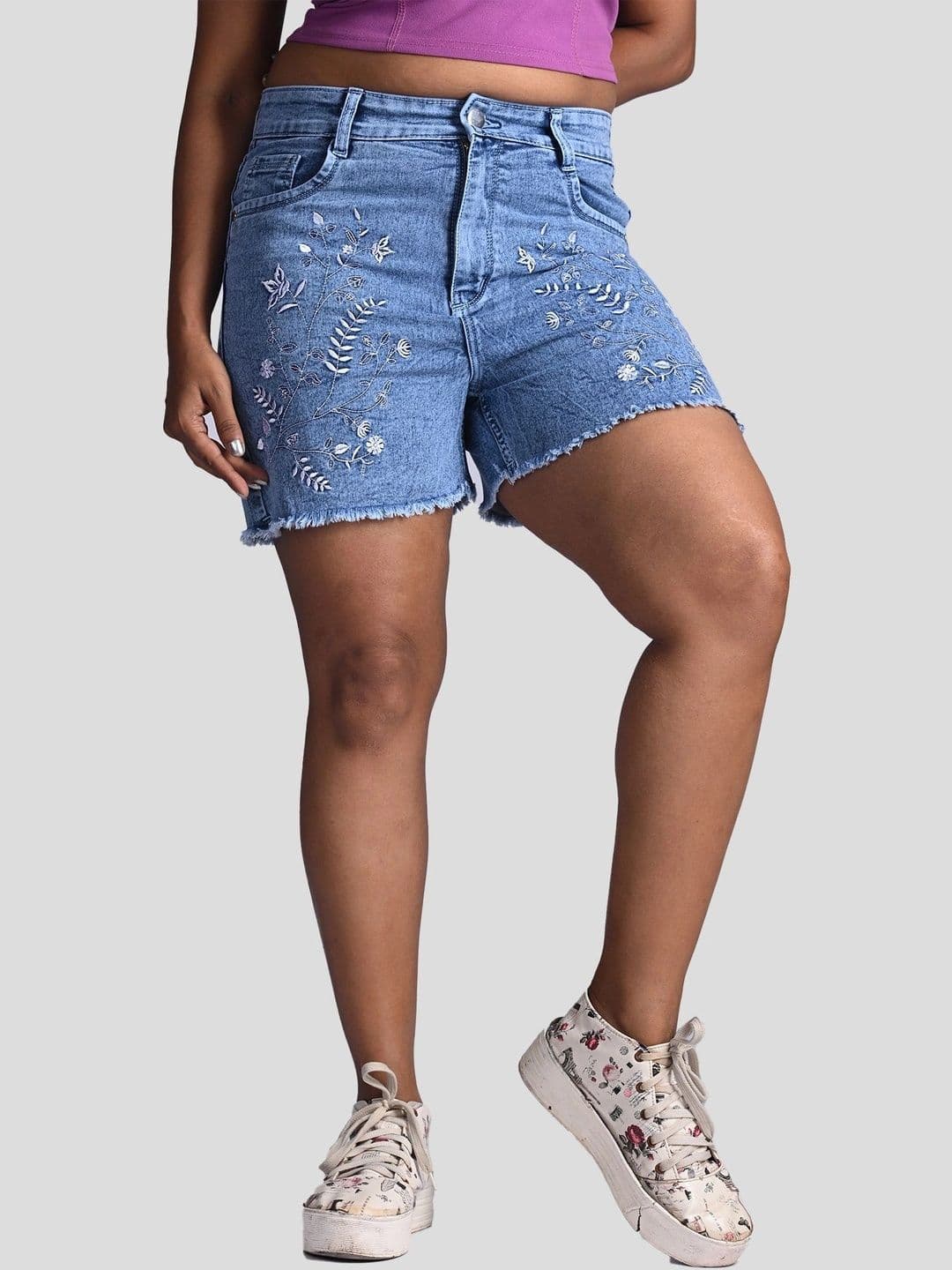 Moda Rapido Moda Rapido Women Embellished Denim Shorts Technology