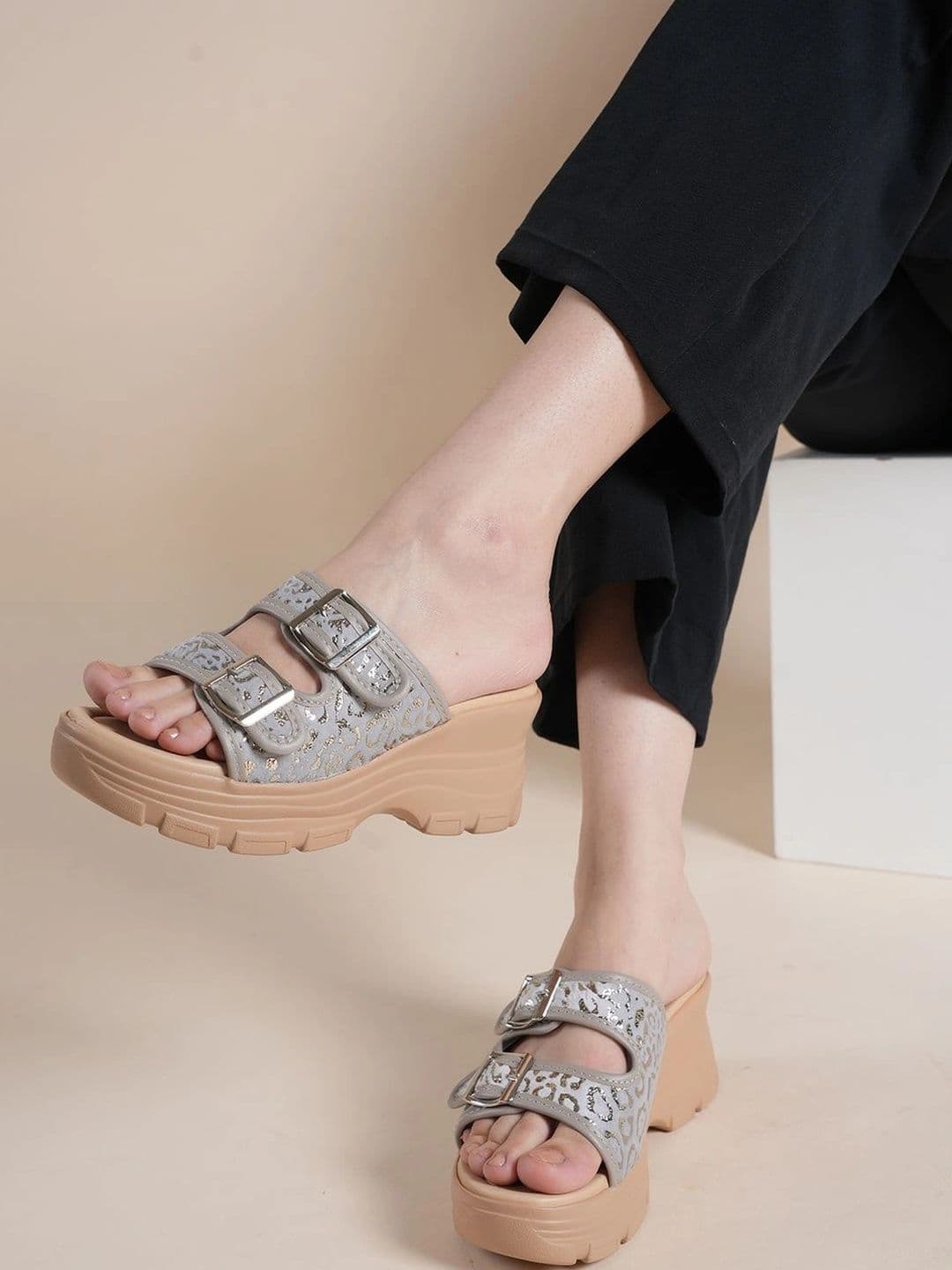 DROP BOLD DROP BOLD Printed Wedge Mules with Buckles