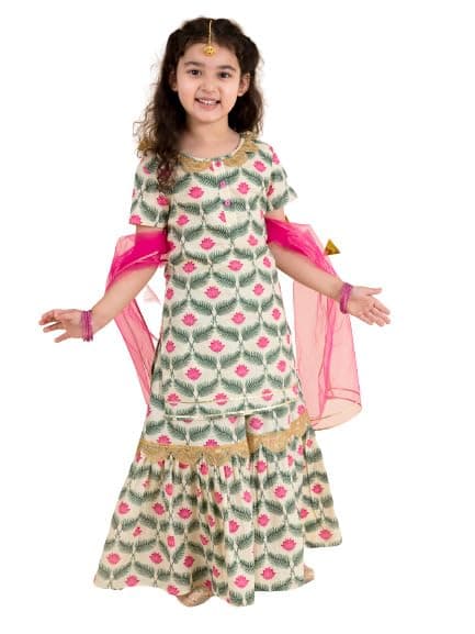 Pspeaches Girls Off White Floral Yoke Design Empire Pure Cotton Kurti With Skirt With Dupatta (White)