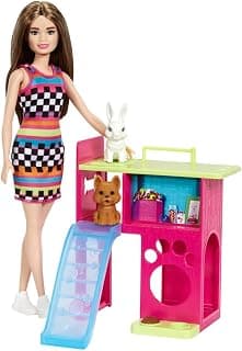 Barbie Playset with Pet Playhouse, Doll (Brunette, Petite), Puppy and Bunny Pets, Toy for 3 Year Olds & Up