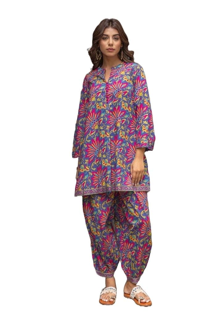 LookMark Women Cotton Blend Kurta Ethnic Finesse Redefined: Add a Touch of Grace to Your Wardrobe with Our Printed Kurta Set