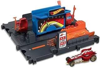 Hot Wheels City Gas Station Playset with 1 Car, Connects to Other Sets, Car-Activated Features, Track Play Details, Gift for Kids