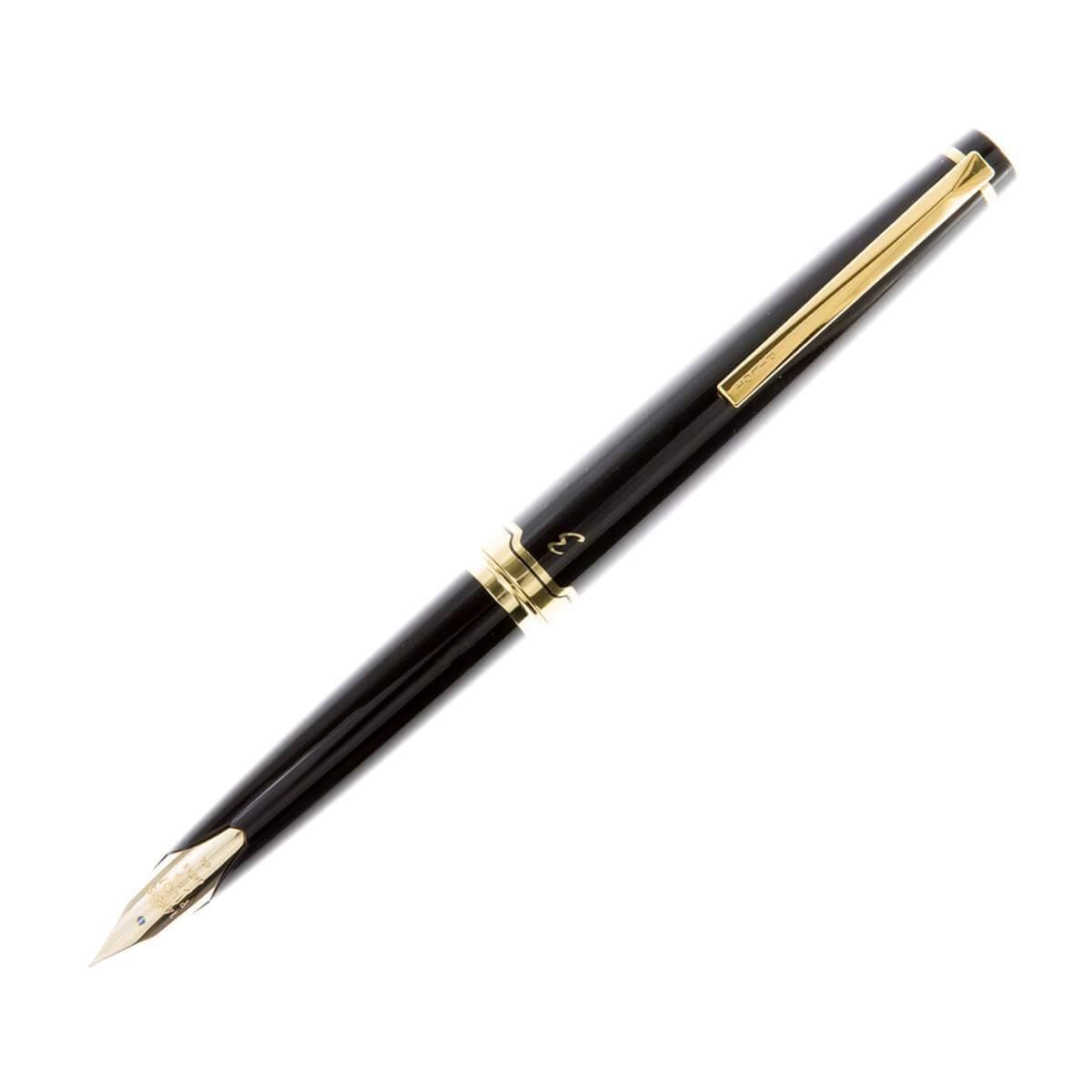 Pilot E95s Fountain Pen, Black Barrel with Gold Accents, Blue Ink, Fine Nib (60837)
