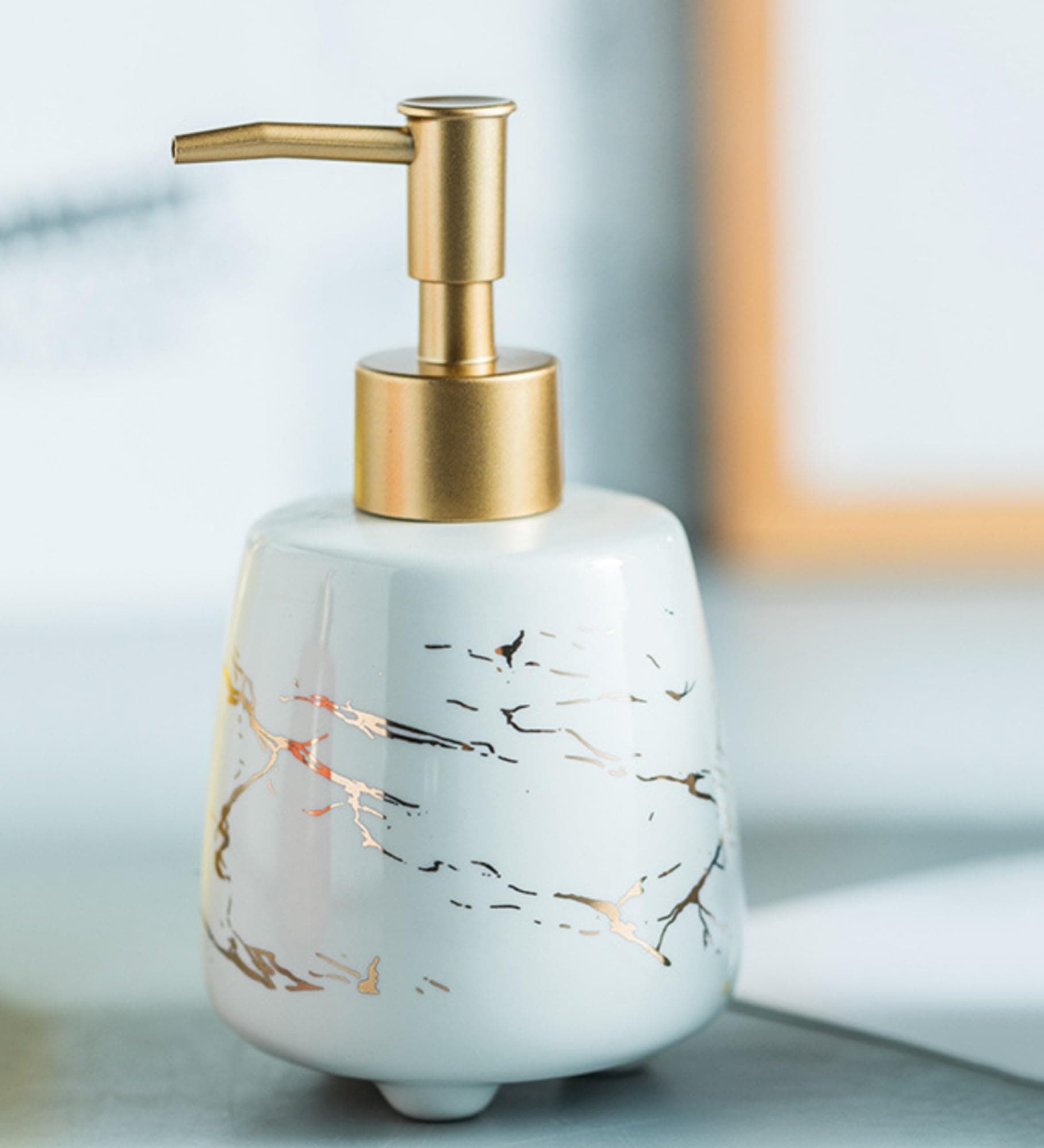 Nestasia Ceramic Handwash Bottle for Wash Basin (300 ml) - Soap Dispenser for Kitchen - Shampoo Dispenser for Bathroom - Handwash Soap Dispenser Pump - Bathroom Accessories (White)