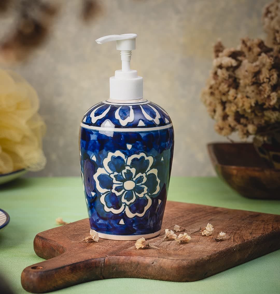 HS HINDUSTANI SAUDAGAR Royal Blue Flower Ceramic Liquid soap Dispenser 500ml Handmade Hand wash Bottle for Bathroom Kitchen Sink wash Basin Shampoo Lotion Dispenser Ideal for Decor Daily use & Gift.