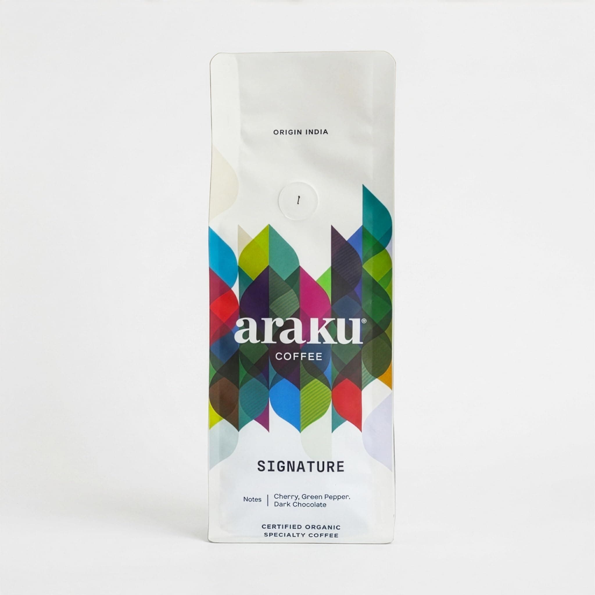 ARAKU Coffee - Signature - Freshly Roasted 100% Arabica Medium Roast Specialty Coffee - 250 G (Fine Grind), Bag