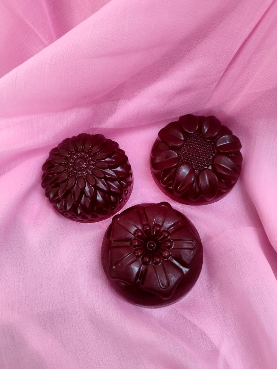 Abhikhya Naturals Red Wine Soap, Pack of 3 | 100g Each | Handmade Natural Moisturizing Bathing Bar | Antioxidant Rich Soap for Glowing, Healthy Skin | For All Skin Types