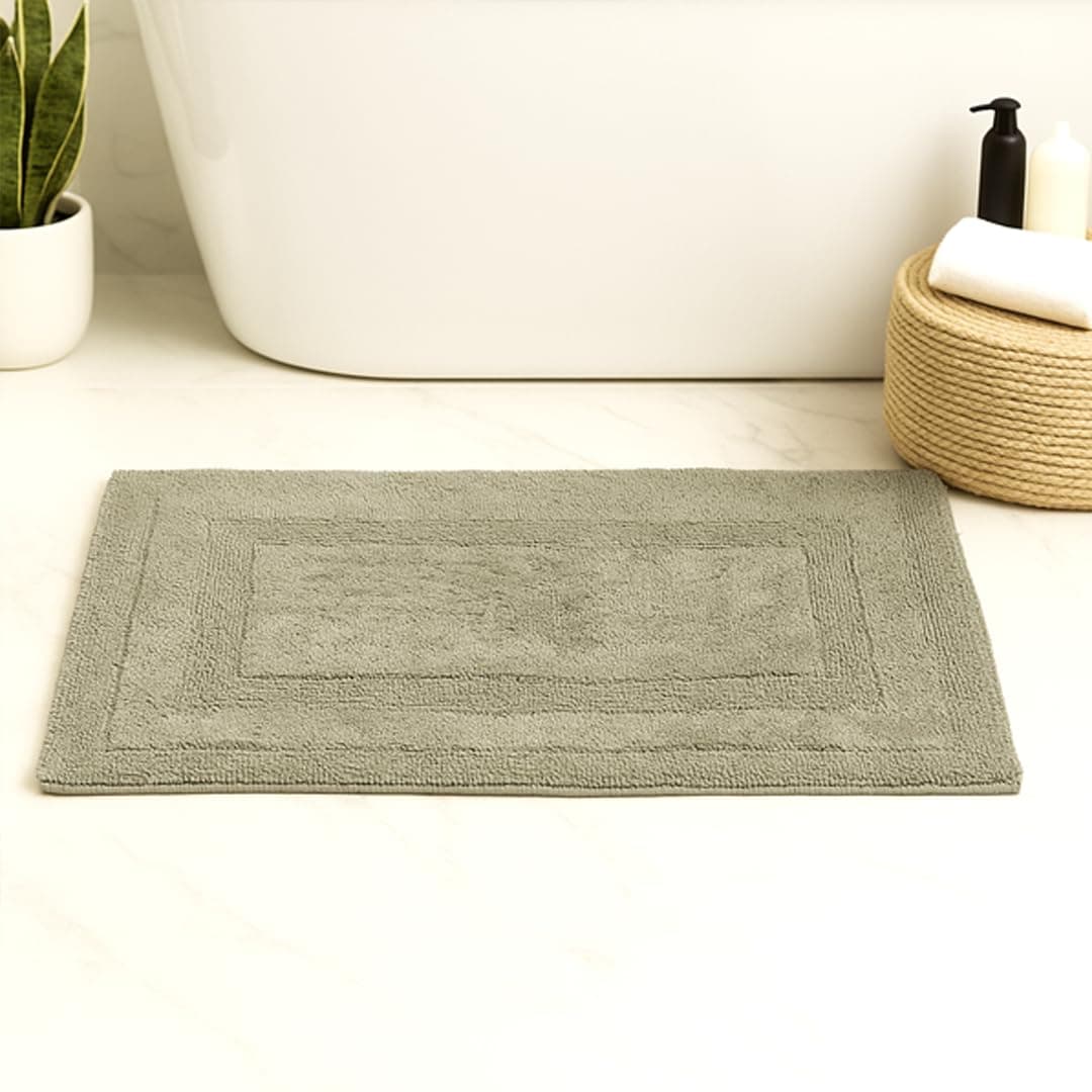 AKIKO HOME 100% Cotton Reversible Tufted Bathroom Mat - Soft, Super Absorbent, Anti-Skid, Heavyweight 2000 GSM, Hypoallergenic, Machine Washable Floor Mat - 40 x 60 cm (Green)