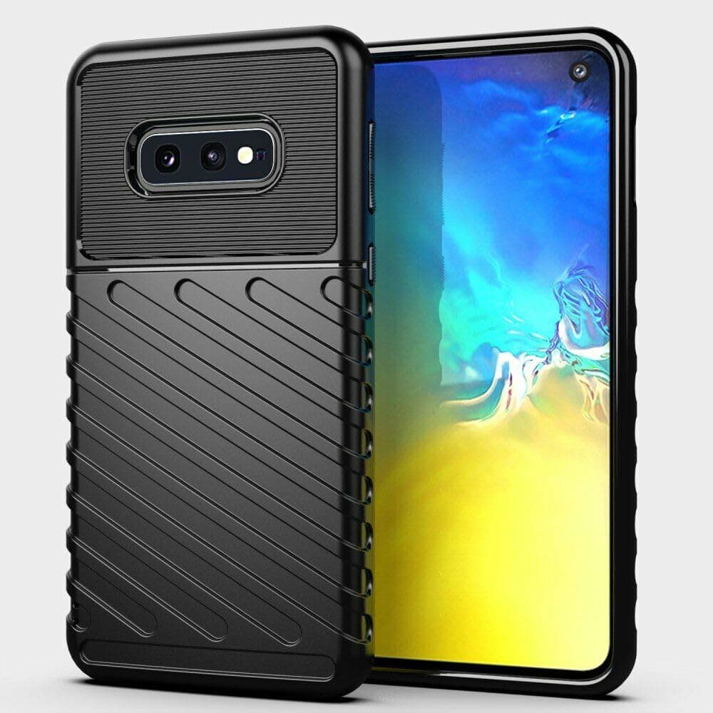 amazon basics Basic Case for Samsung Galaxy S10E 4G (Carbon Fiber_Black)