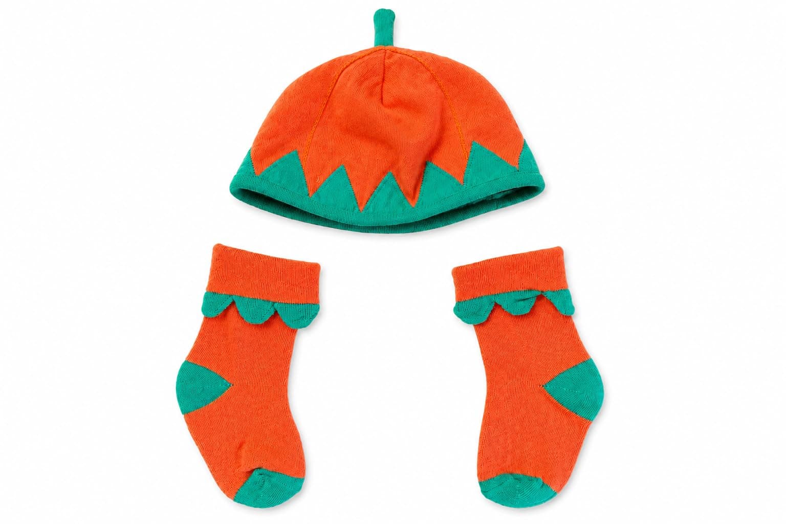 DAADUN Baby Pumpkin Hat and Socks Set, Orange and Green | 0-24 Months, Cotton Blend Fabric, Halloween & Autumn Wear, Beanie with Matching Socks, Boys and Girls