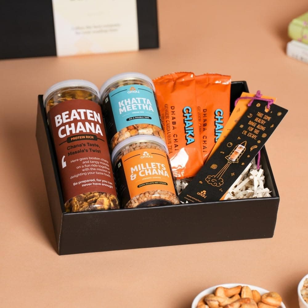 Omay Foods 7_Pcs Desi Treats Reading Gift Box | Oil-Free Roasted Snacks, Tea Sachets, Bookmark | Thank You, Apology, Congratulations, Motivational Gift | Corporate & Healthy Gift Hamper