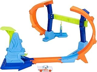 Hot Wheels Toy Car Track Set, Flip & Jump Through the Corkscrew Loop with a 1:64 Scale Toy Car, Speed Snap Track & Adapters, Compresses for Storage