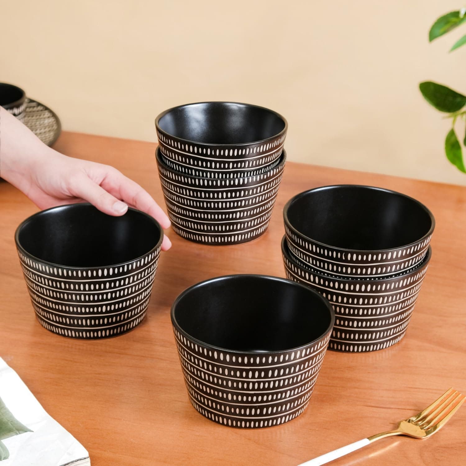 Nestasia Set of 6 Ceramic Bowls (600ml) - Food Safe Snack Bowls with Geometric Pattern | Matte Finish Serving Bowls - Ideal for Ramen, Soups, Dal and Snacks (Black)