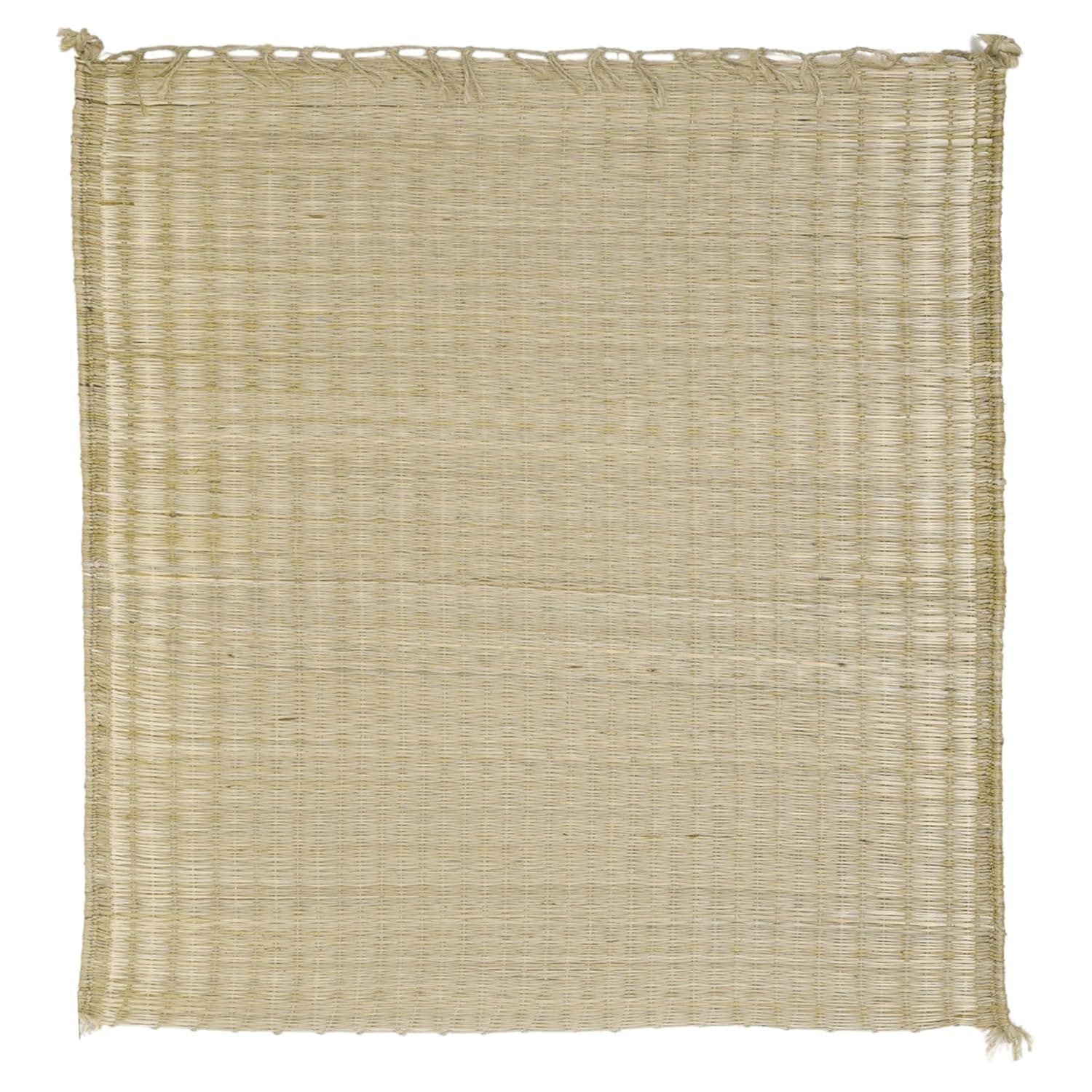 MAMAJI Hand-Woven Meditation & Prayer Mat | Eco-Friendly Madurkathi Grass Yoga & Puja Mat | Portable 19"x19" Natural Fiber Floor Mat for Wellness & Daily Rituals (Pake of 1)
