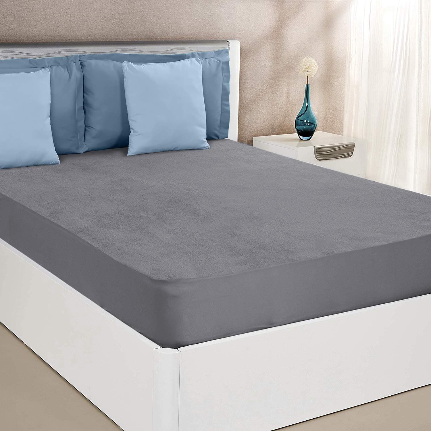 Amazon Brand - Solimo Water Resistant Cotton Mattress Protector 75"x60" - Queen Size, Grey