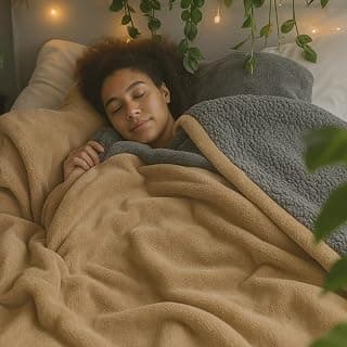 Amazon Brand - Umi Fleece Sherpa Blanket for Winter King Size 500GSM, Ultra Super Soft Fleece for Heavy Winter, Mid Winter & AC Room (88X90 Inches, Beige & Grey)