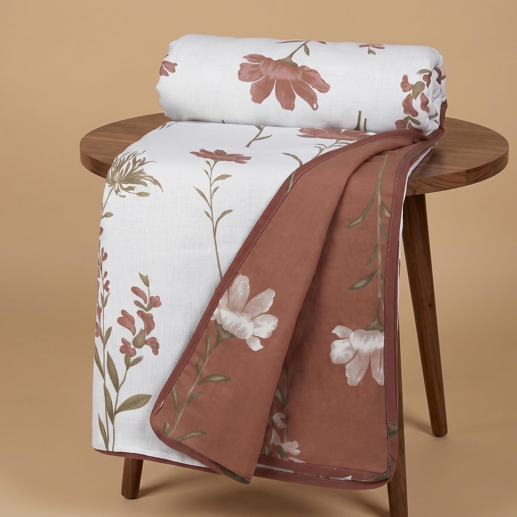 HUESLAND 100% Cotton Reversible Dohar Single Bed Cotton | Soft Cambric Weave, All Weather Light AC Blanket | 56 x 89 inches, Floral - Rust & White