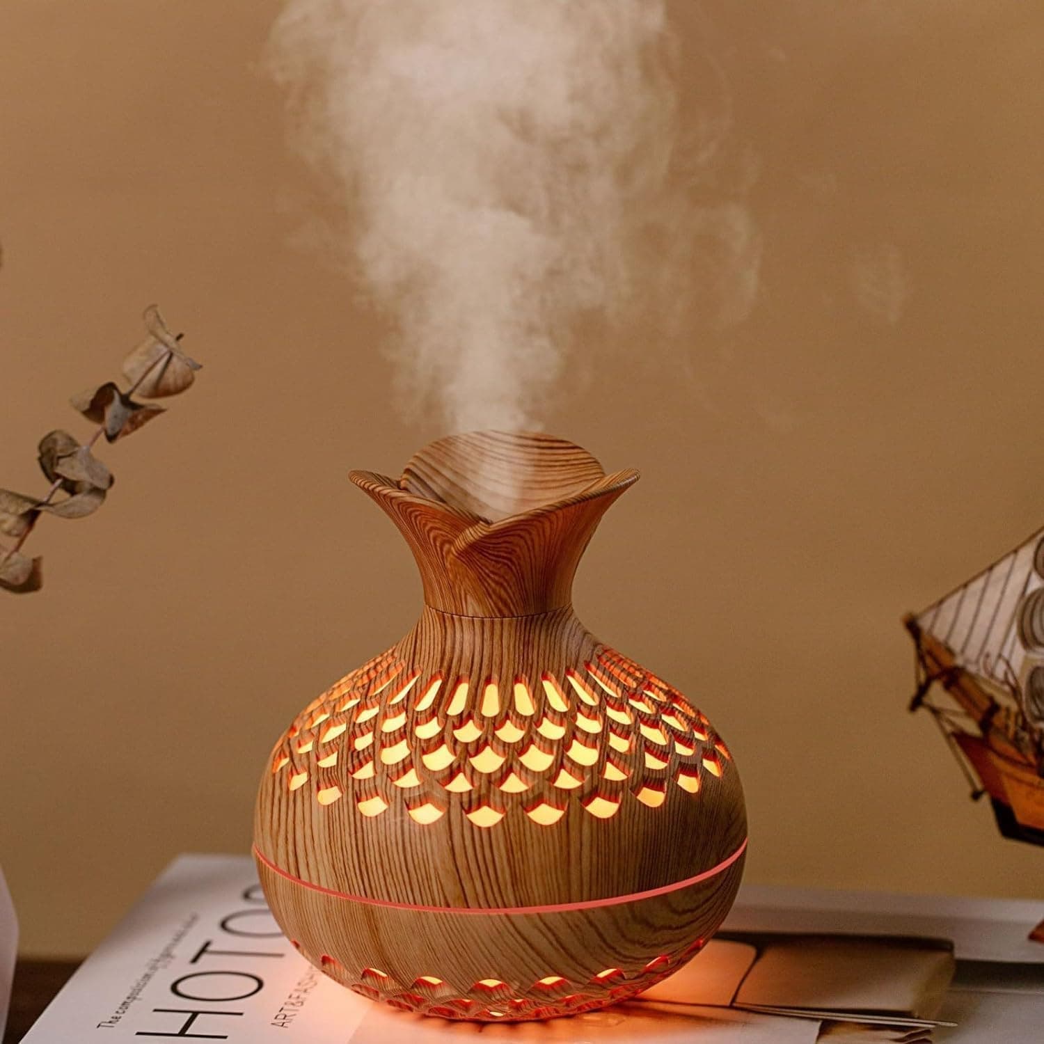 Wood Grain Cool Mist Humidifier 300 ml with 7 Color LED Light, USB Powered Mini Aroma Diffuser, Auto Shut-Off Air Moisture Mist Maker for Bedroom, Office, Desk, Car & Home Decor